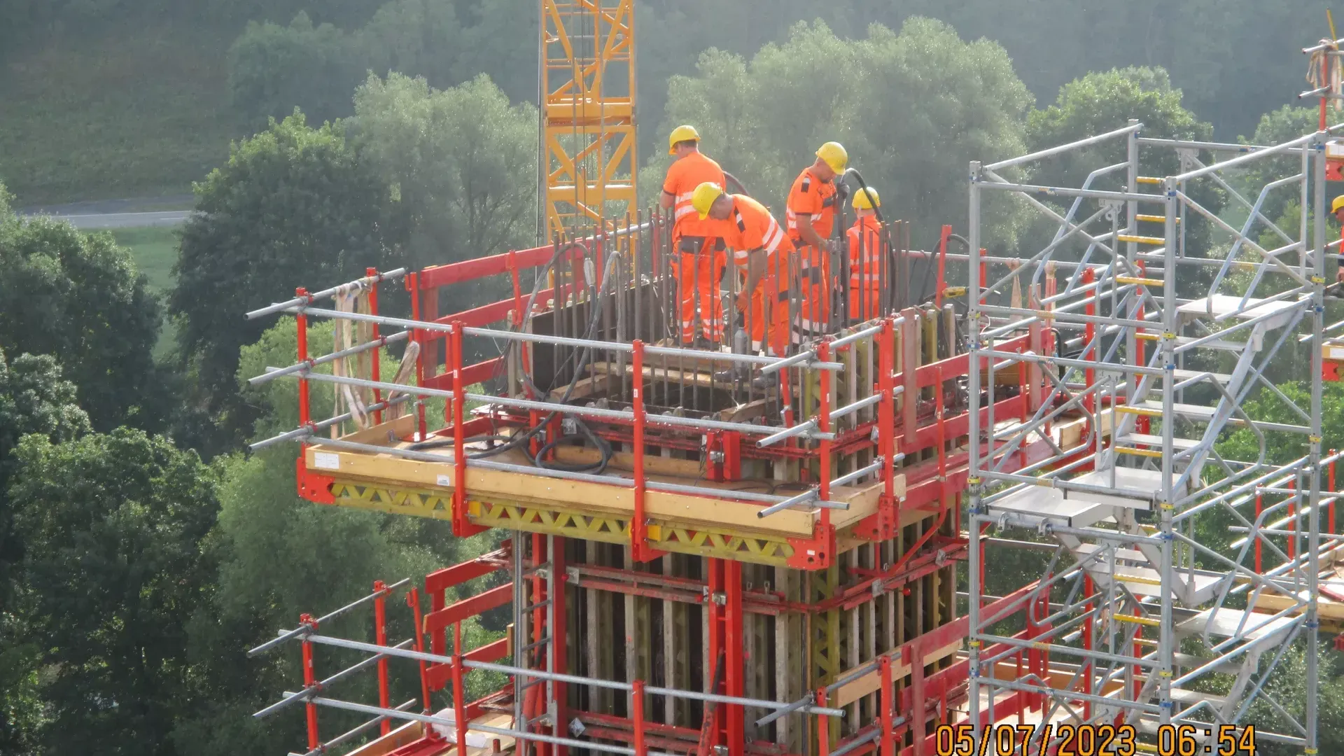 Aufnahmen des dritten Bauabschnitts der Horber Hochbrücke (Archivbild): Hier stürzten am Dienstag drei Arbeiter in den Tod.