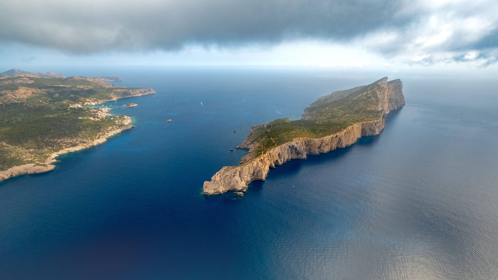 Die Dracheninsel nahe Mallorca (Archivbild): Die Behörden wollen mit Fallen gegen die invasive Schlangenart vorgehen.