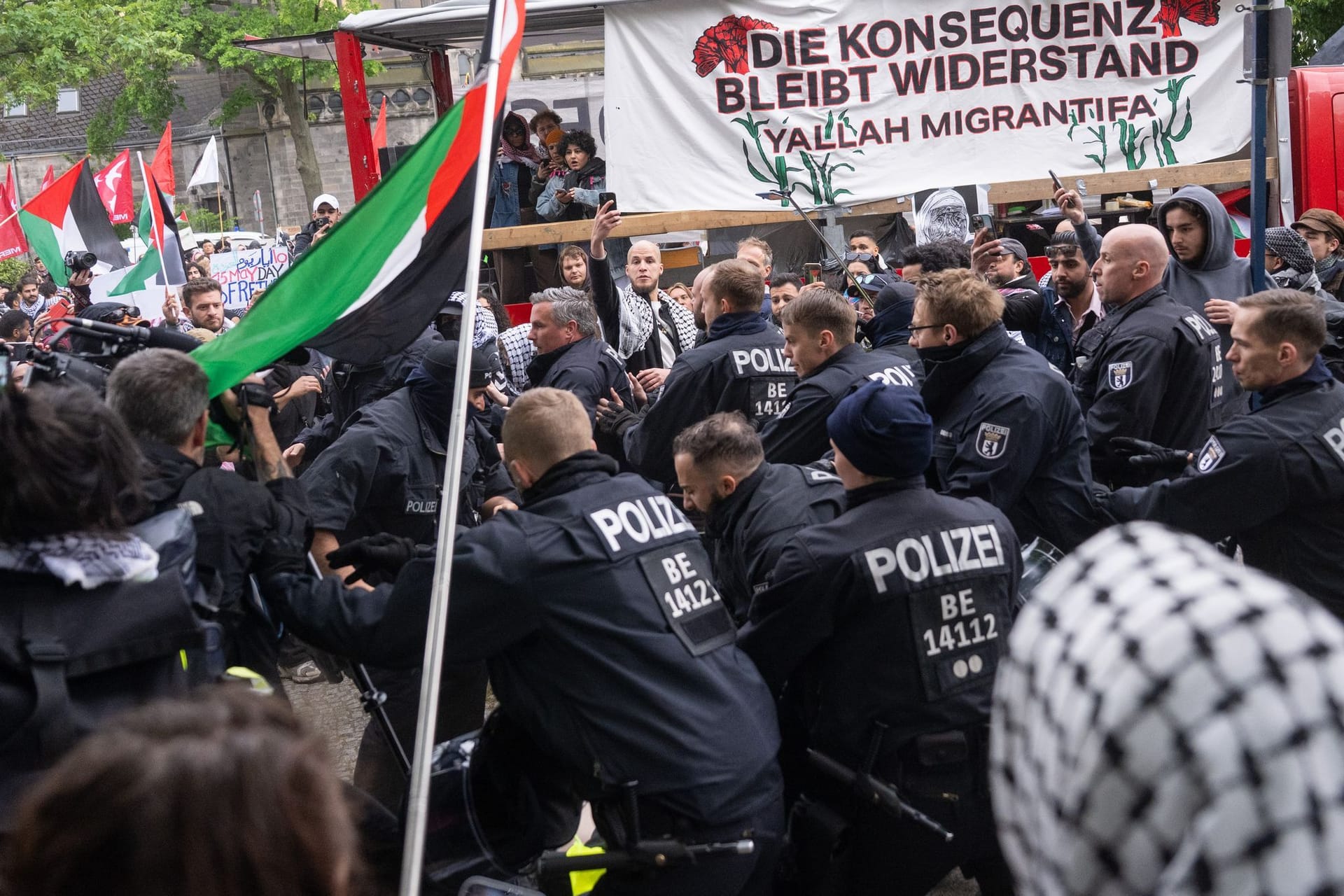 Propalästinensische Demonstrationen zum 77. Nakba-Tag