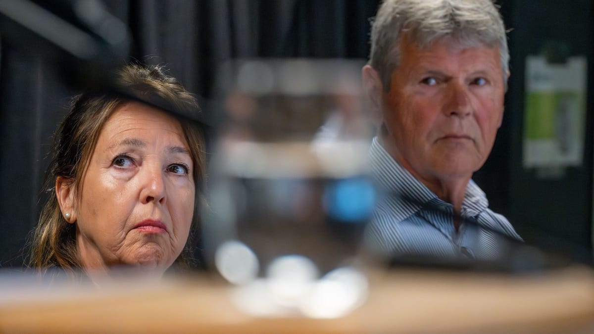 Tod in Psychiatrie - Eltern fordern Aufarbeitung