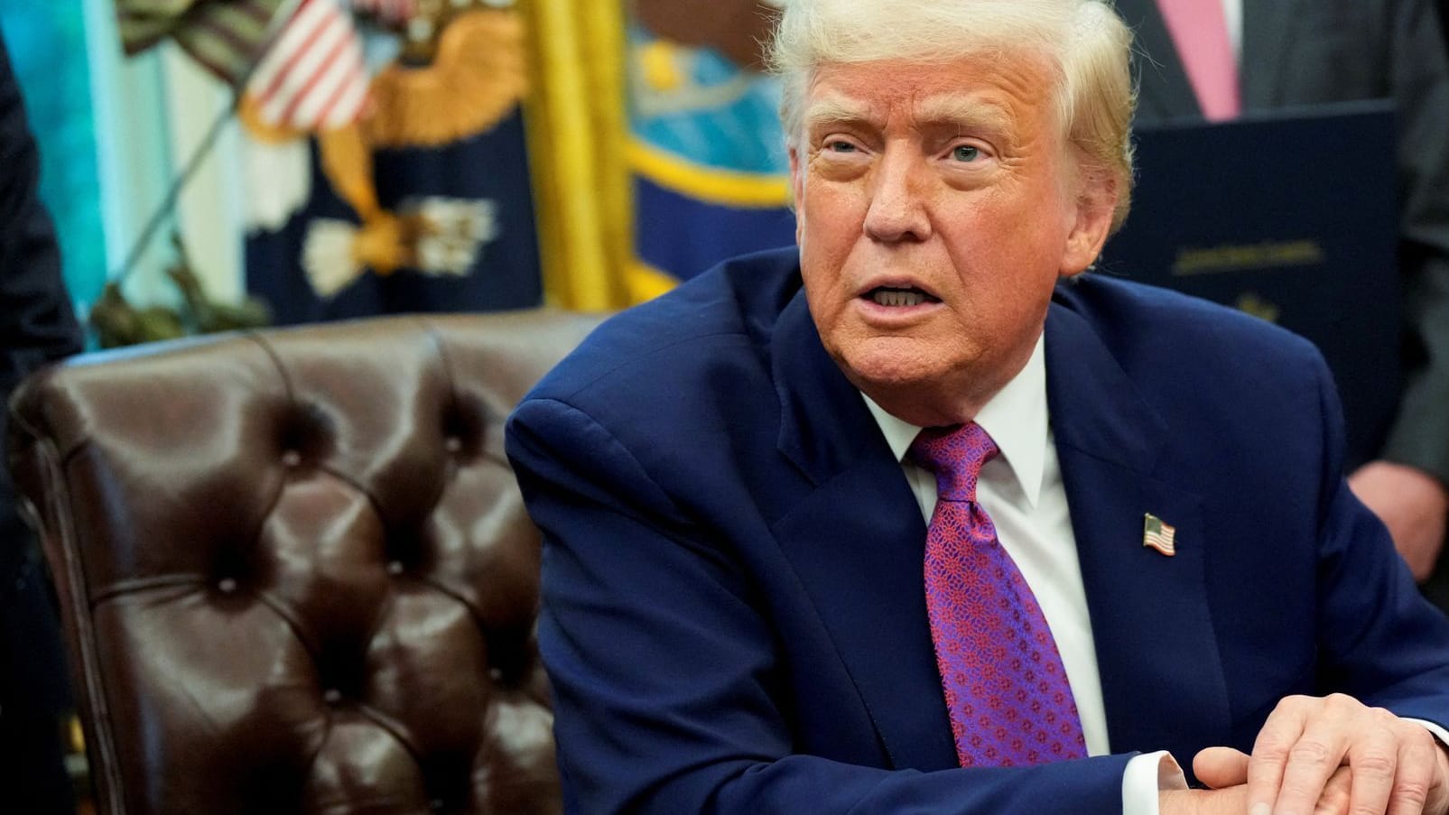 Donald Trump im Oval Office: Seine Regierung überlegt, eines der wichtigsten Grundrechte in den USA außer Kraft zu setzen. (Archivbild)