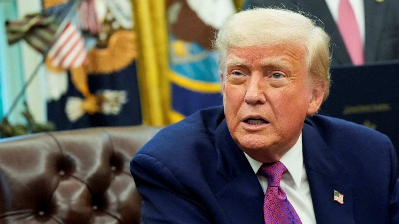 Donald Trump im Oval Office: Seine Regierung überlegt, eines der wichtigsten Grundrechte in den USA außer Kraft zu setzen. (Archivbild)