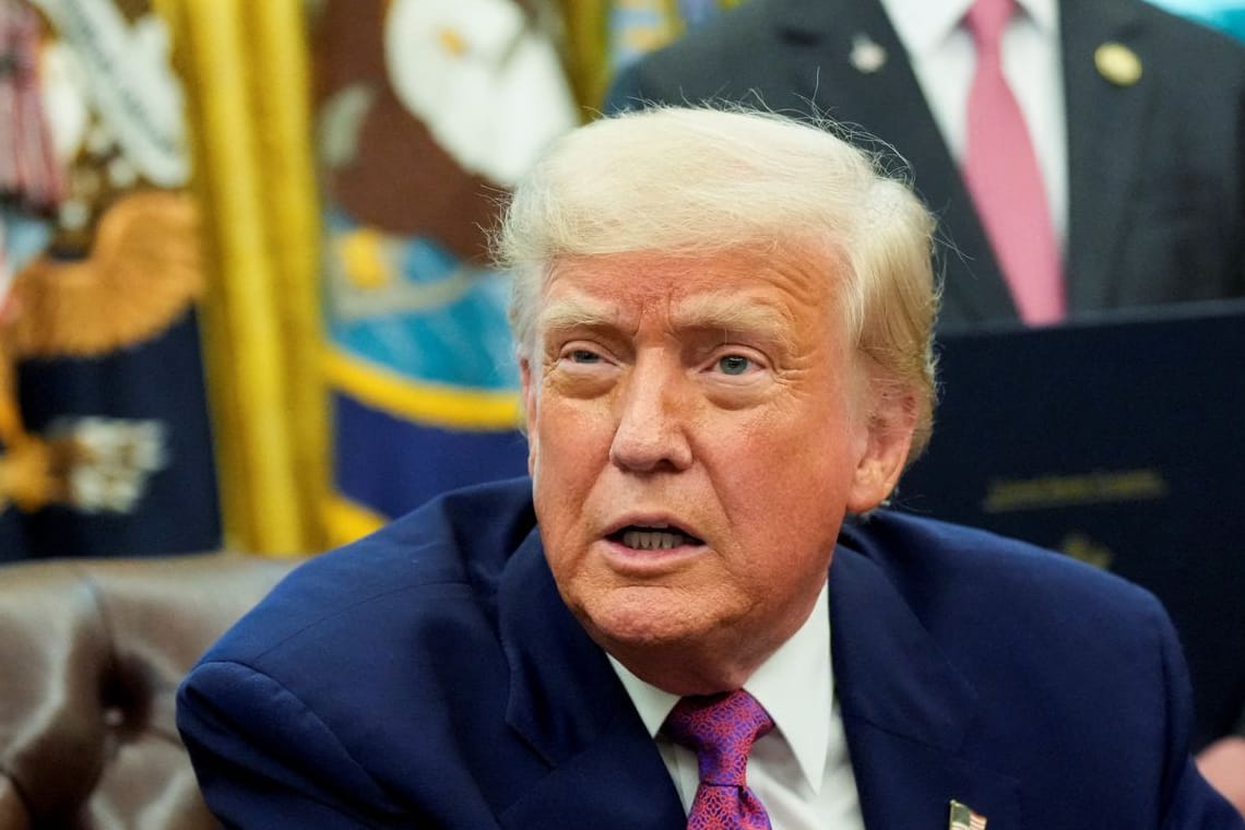 Donald Trump im Oval Office: Seine Regierung überlegt, eines der wichtigsten Grundrechte in den USA außer Kraft zu setzen. (Archivbild)