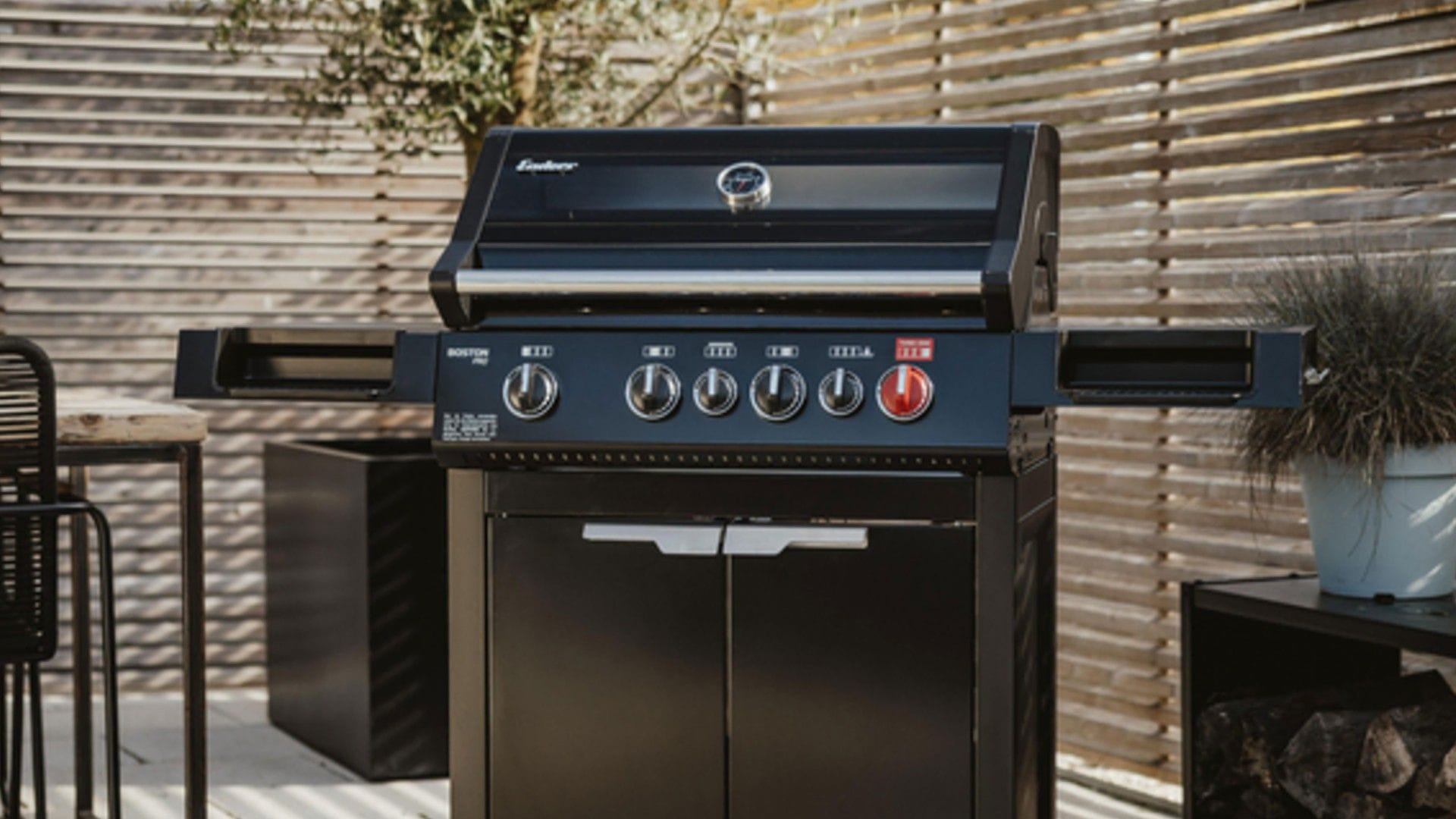 Der Boston-Gasgrill von Enders ist aktuell bei Aldi so günstig wie nie zuvor.