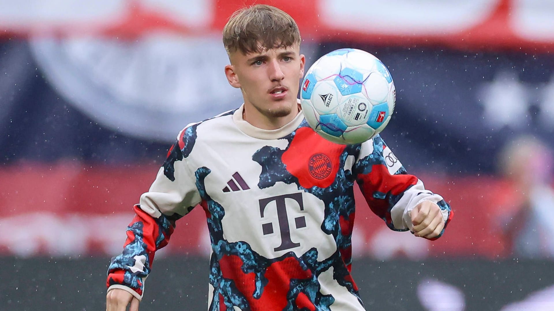 Lennart Karl: Der 17-Jährige weckt beim FC Bayern große Hoffnungen.