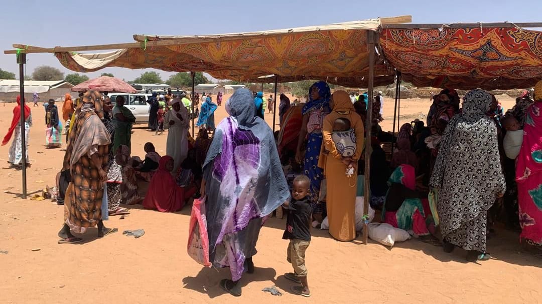 Geflüchtete aus dem Sudan im Tschad: Wöchentlich fliehen rund 10.000 Menschen aus dem Bürgerkriegsland.