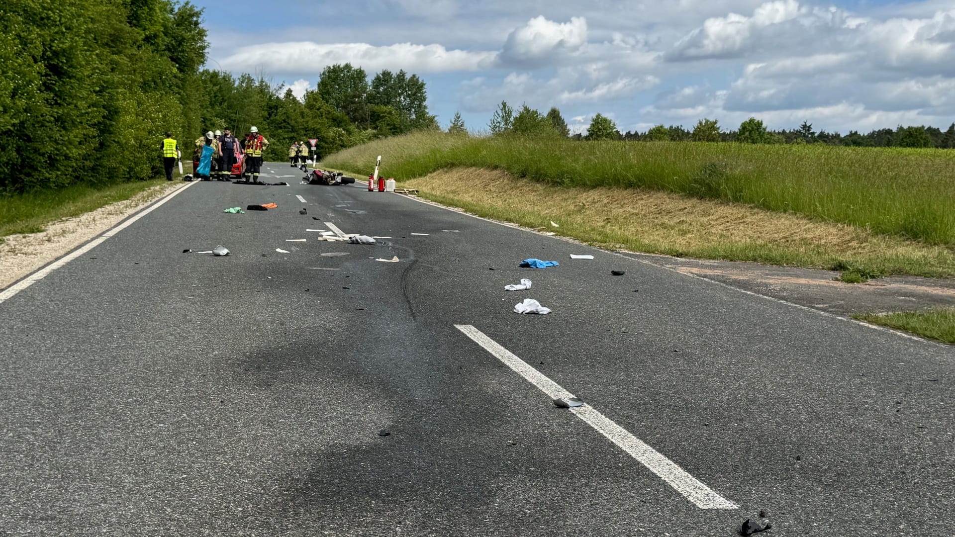 In Langenzenn nahe Nürnberg hat sich ein heftiger Verkehrsunfall ereignet.