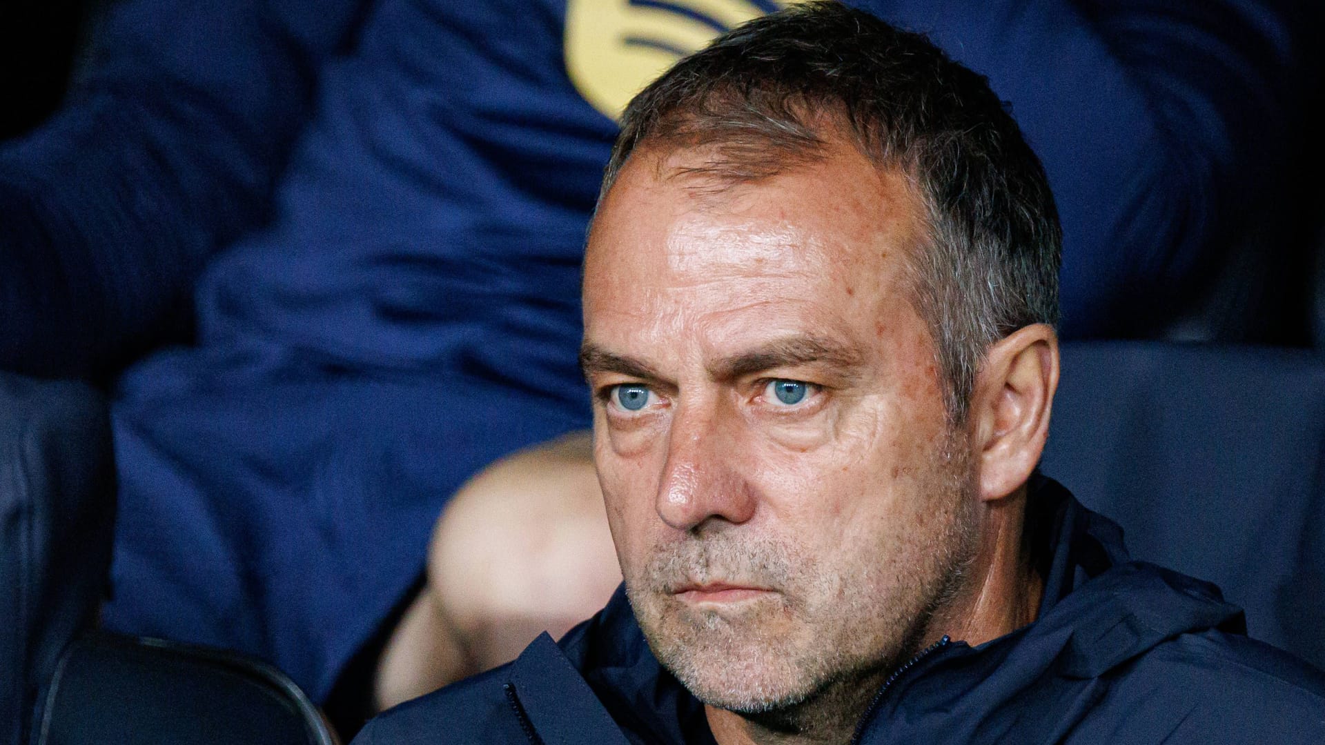 Hansi Flick: Der Trainer Barcelonas muss ohne seinen Stamm-Rechtsverteidiger auskommen.