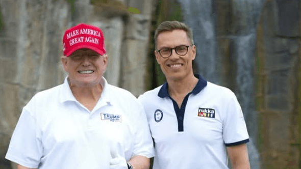 Donald Trump und Alexander Stubb: Die Präsidenten der USA und Finnland haben zusammen Golf gespielt. Donald Trump und Alexander Stubb: Die Präsidenten der USA und Finnland haben zusammen Golf gespielt.