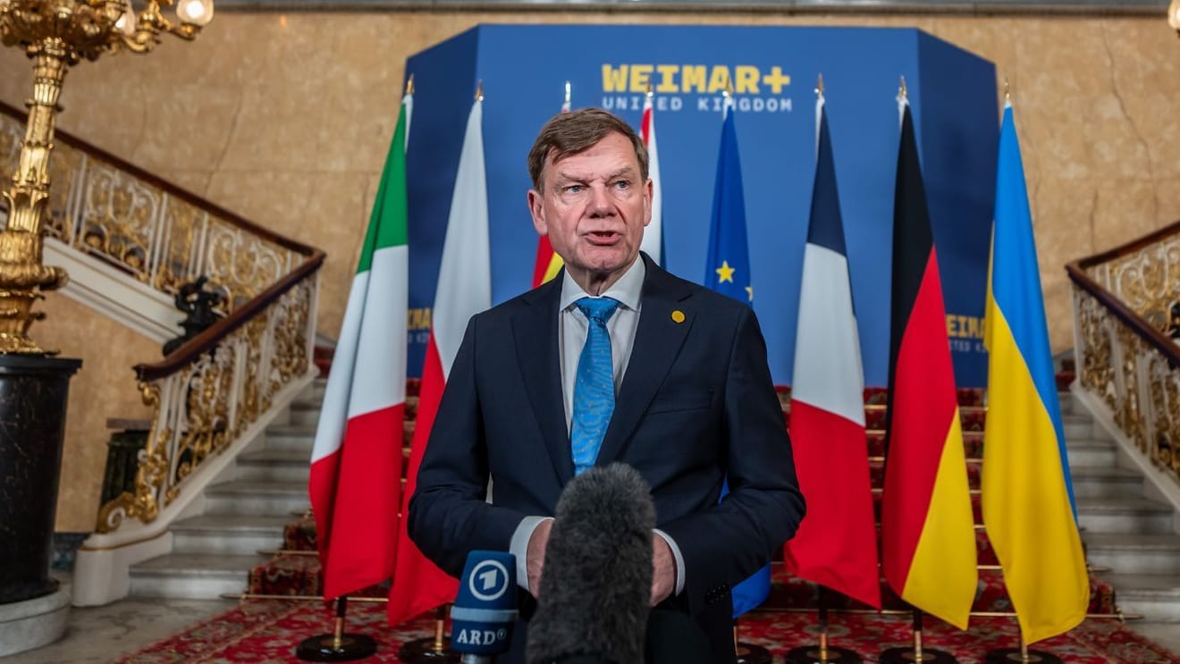 Johann Wadephul: Der Außenminister erwartet von Russland mit Blick auf mögliche Verhandlungen einen Waffenstillstand.