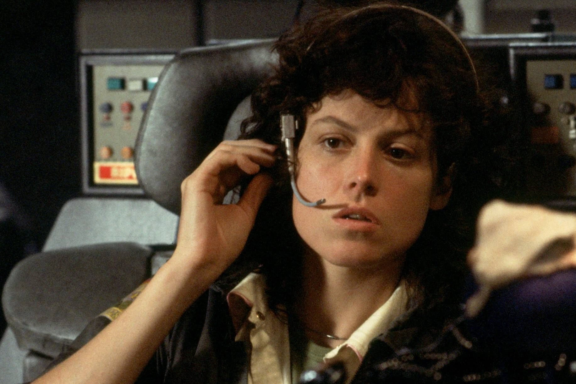 Sigourney Weaver: 1979 wurde sie mit ihrer Rolle in "Alien – Das unheimliche Wesen aus einer fremden Welt" berühmt.