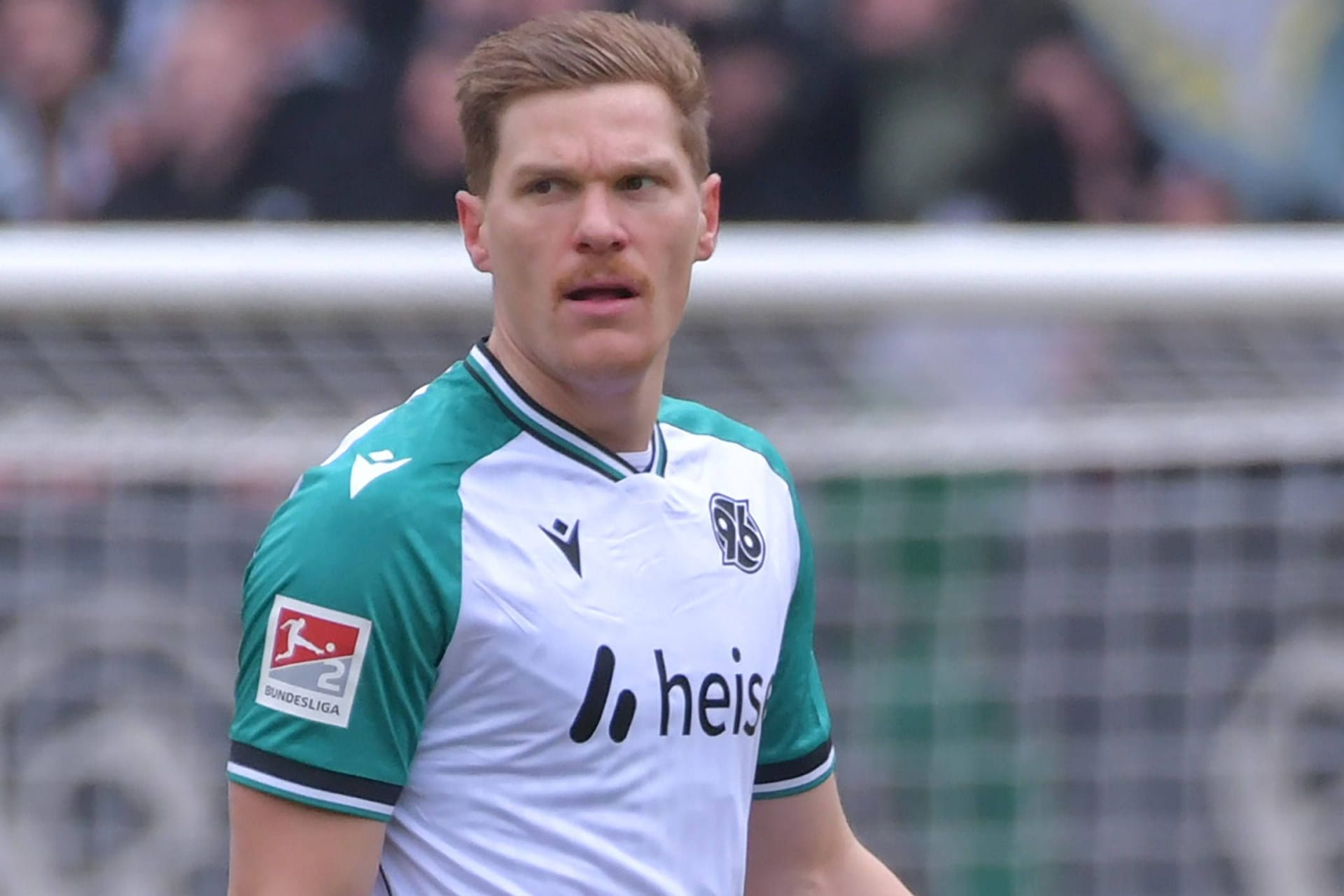 Marcel Halstenberg: Der Verteidiger spielt seit 2023 bei Hannover 96.