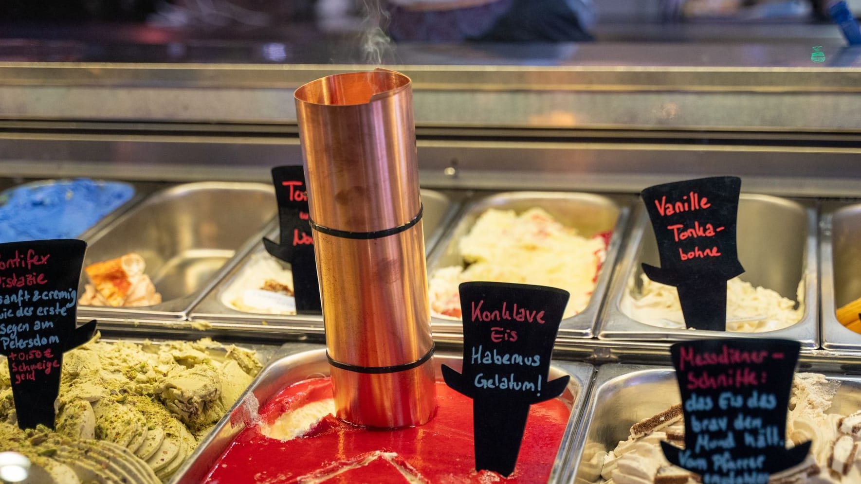 Münchner Eisdiele verkauft Konklave-Eis Münchner Eisdiele verkauft Konklave-Eis