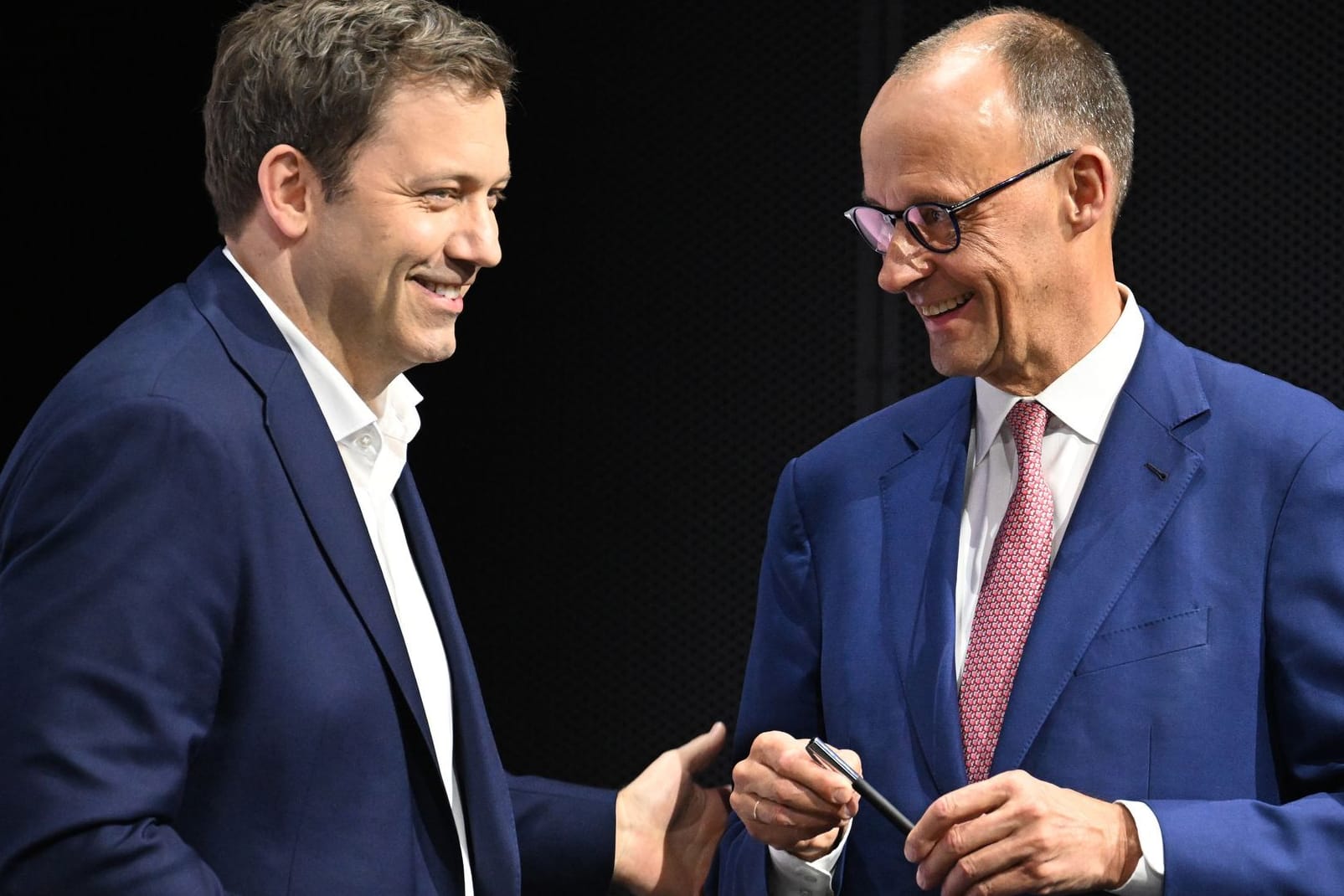 Unterzeichnung des Koalitionsvertrags