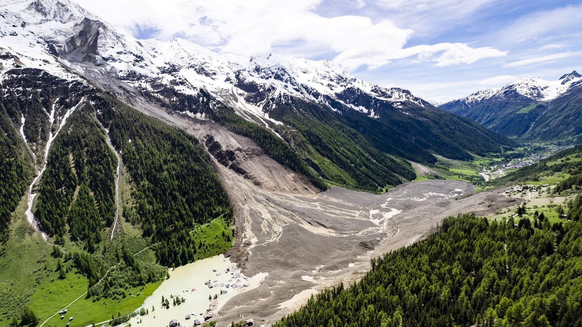 Gletscherabbruch im Wallis Gletscherabbruch im Wallis