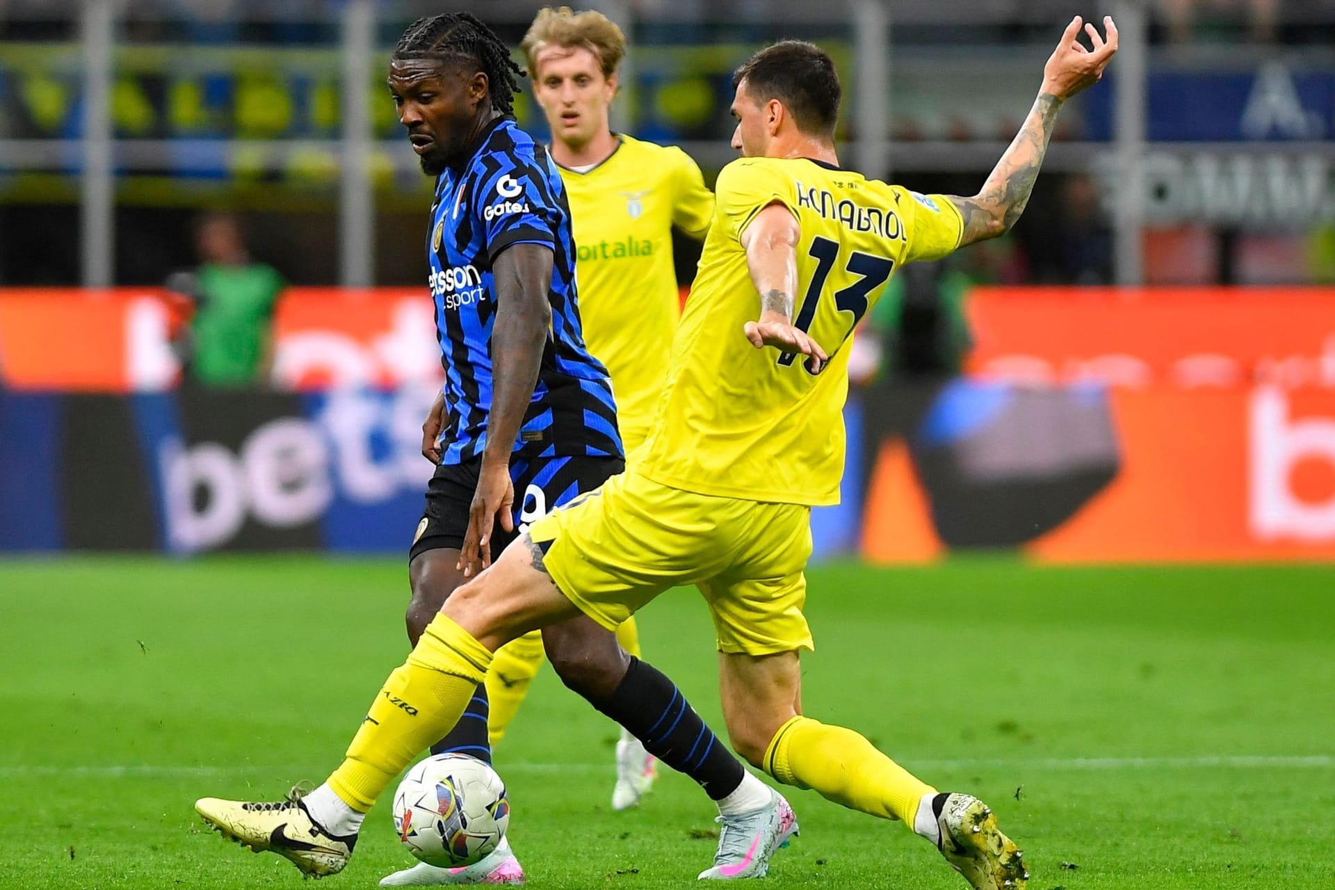 SOCCER-ITALY-INT-LAZ/REPORT