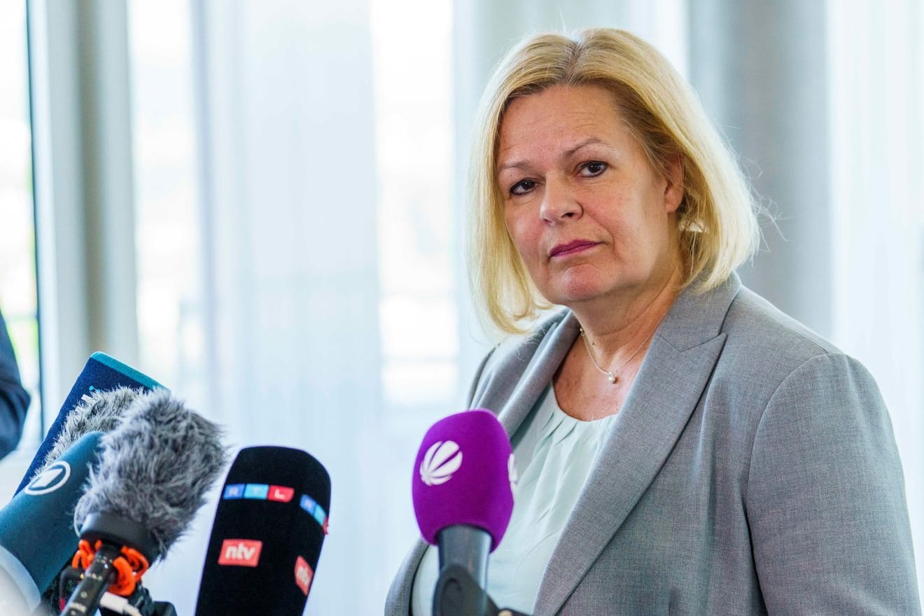 Verfassungsschutz: AfD ist gesichert rechtsextremistisch