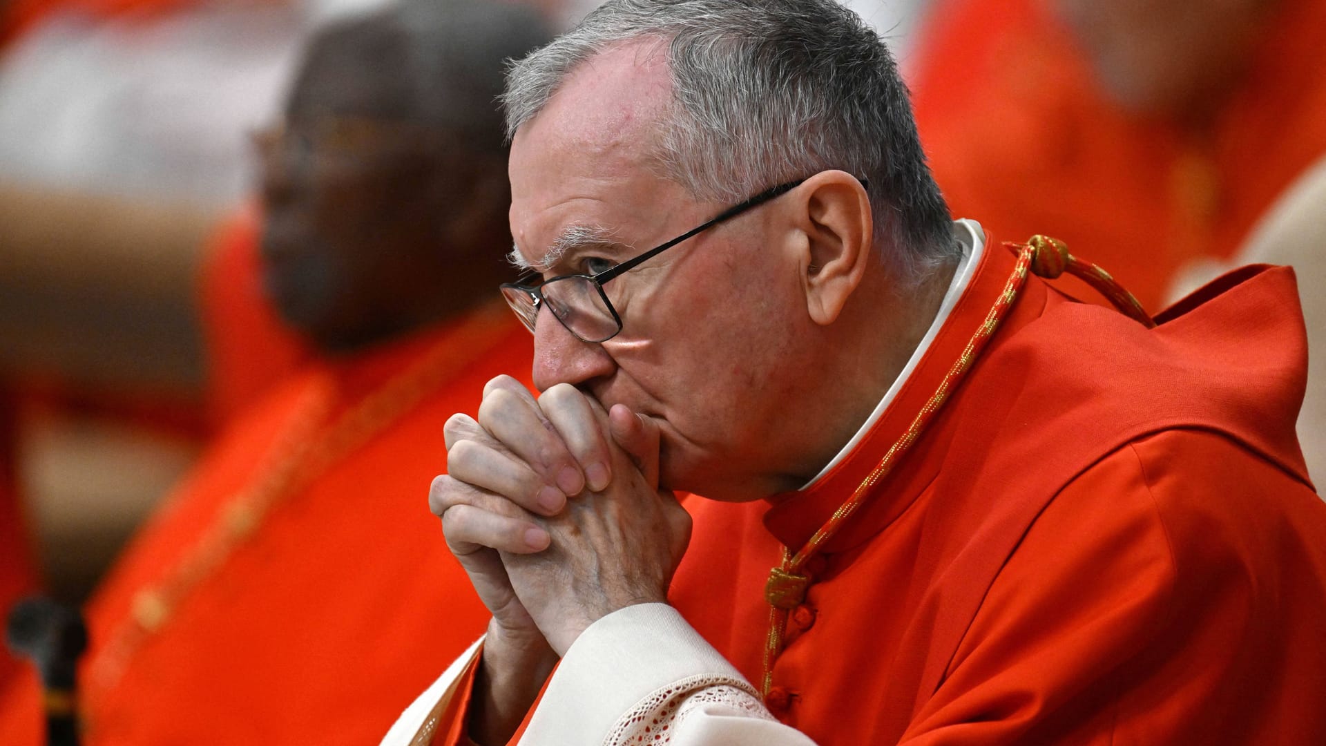 Pietro Parolin gilt beim Konklave als Favorit: Der potenzielle Papstkandidat steht im Zentrum vatikanischer Intrigen.
