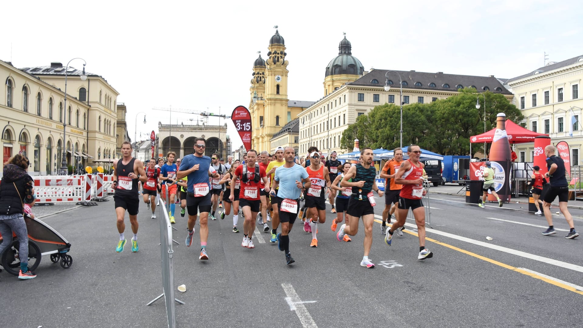 Läufer beim München Marathon 2023 (Archivbild):