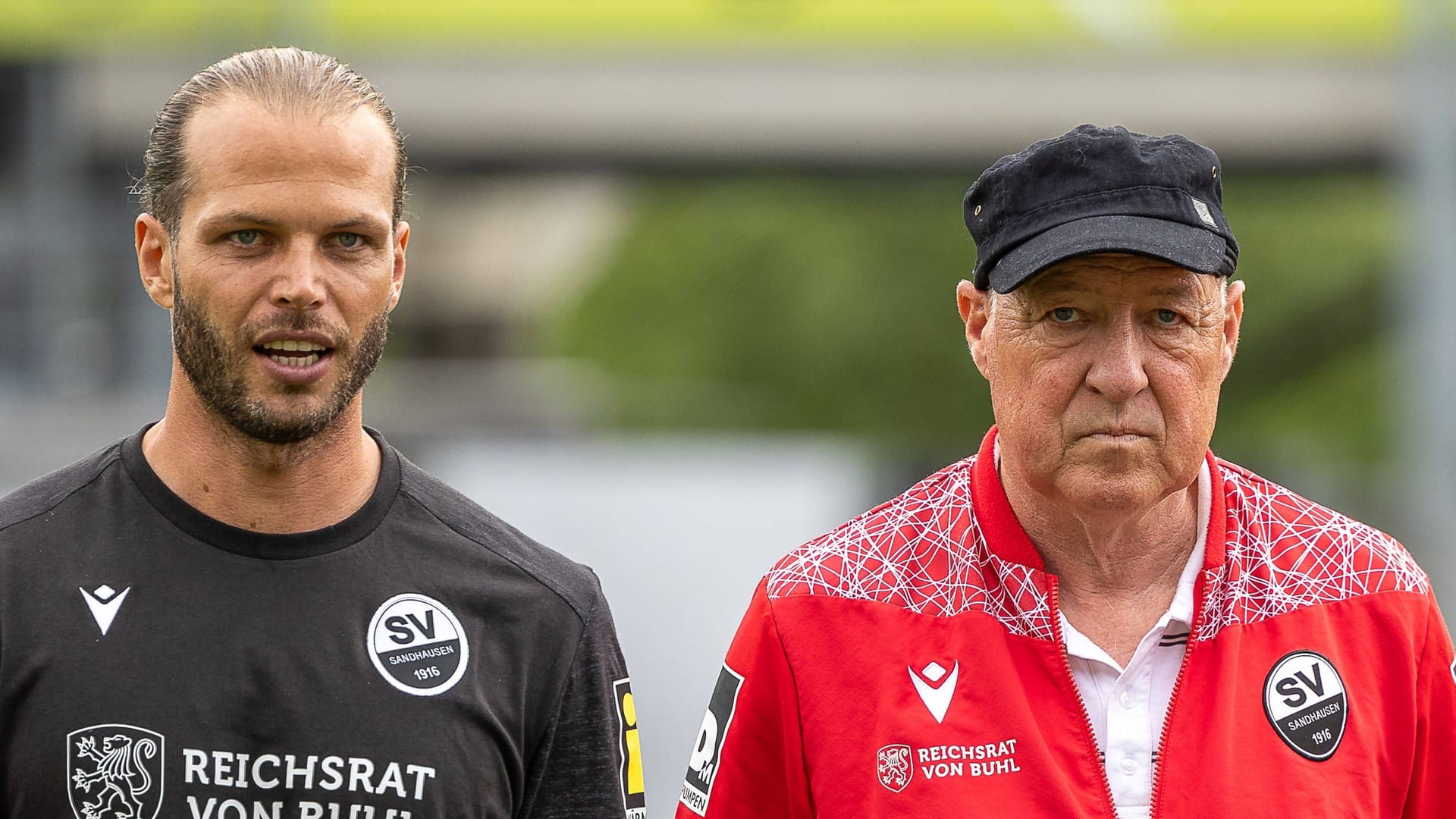 Dennis Diekmeier (l.) und Gerhard Kleppinger: Auch sie konnten den SVS-Abstieg nicht verhindern.