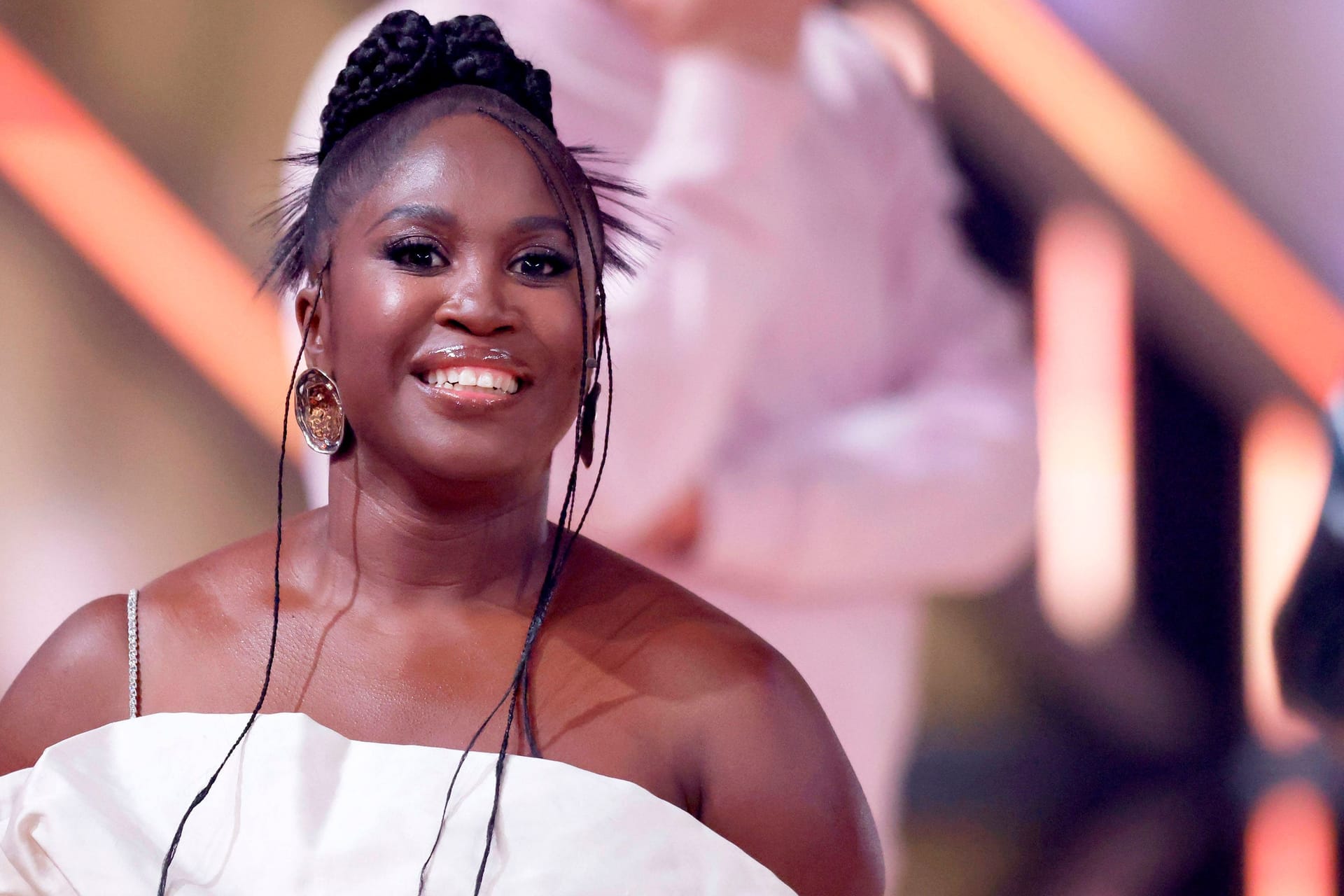 Motsi Mabuse: Sie wehrt sich gegen Meinungen zu ihrer Kleiderwahl.