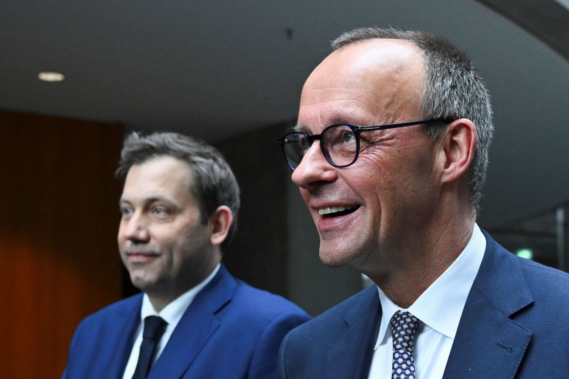 Lars Klingbeil und Friedrich Merz: Deutschland kann zur stärksten Demokratie der Welt werden, sagt Timo Lochocki.