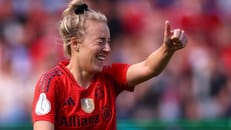 Double-Traum lebt: Bayern-Star hämmert Ball ins Tor