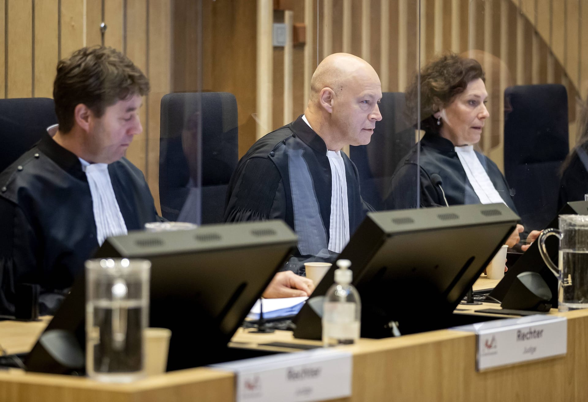 Mehrere Gerichte beschäftigten sich mit dem Abschuss von MH17. Sie k amen zu dem Schluss, dass Russland verantwortlich ist.