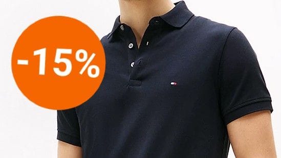 Ein Poloshirt gehört zu den klassischen Essentials der Männergarderobe. Bei Amazon ist heute ein Modell von Tommy Hilfiger im Angebot.