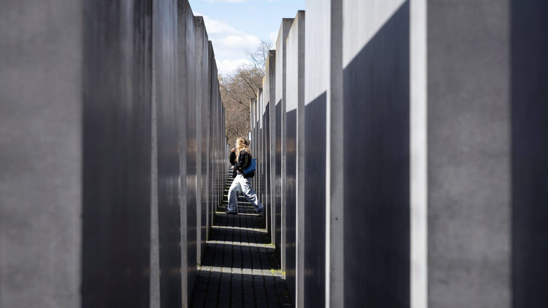 Holocaust-Mahnmal in Berlin. Holocaust-Mahnmal in Berlin.