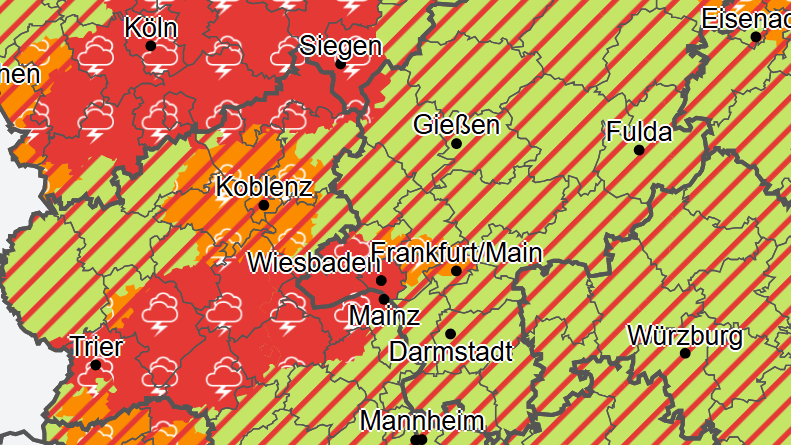 Die Warnkarte des Deutschen Wetterdienstes (Stand 16 Uhr): Weite Teile von Rheinland-Pfalz und NRW sind rot eingefärbt.