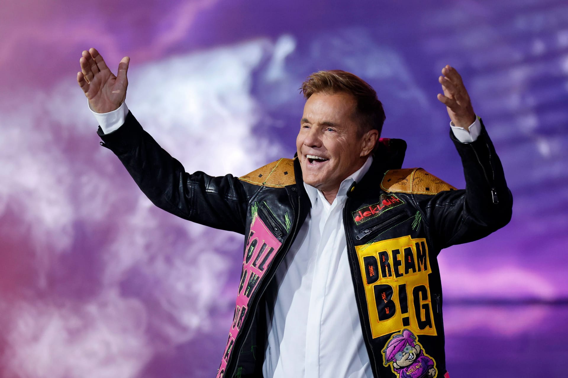 Dieter Bohlen: Er lebt mit seiner Freundin Carina in dem Ort im Kreis Harburg.