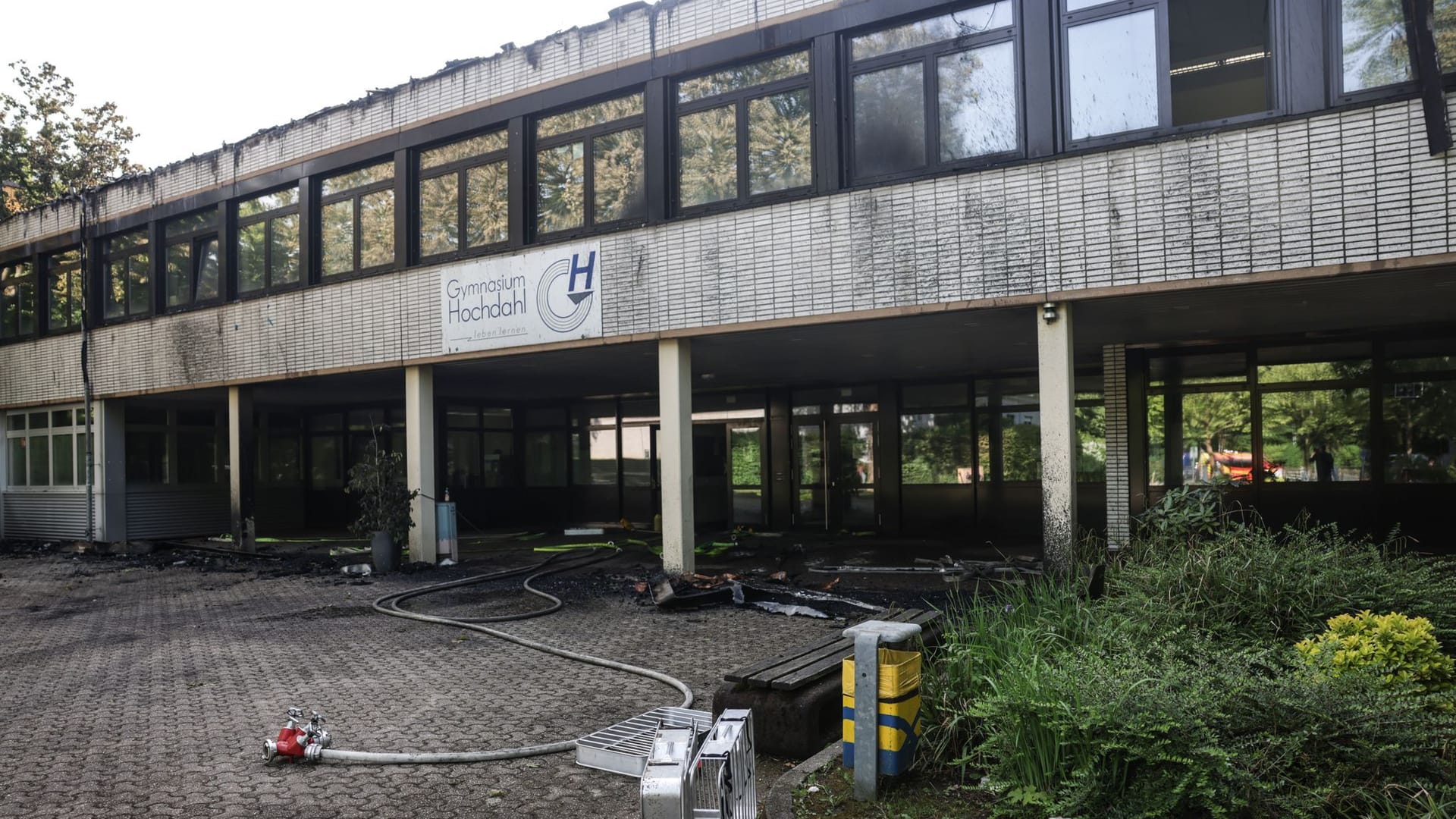 Feuer in Schulzentrum in Erkrath Feuer in Schulzentrum in Erkrath
