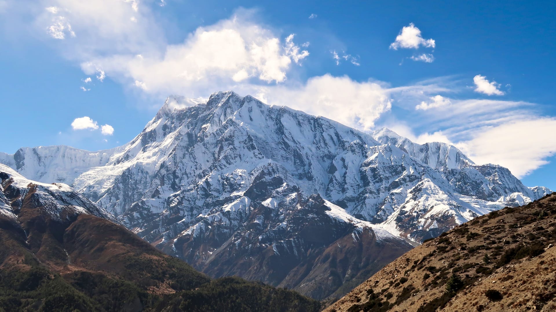 Blick auf den schneebedeckten Gipfel der Annapurna in Nepal: Er gilt als der gefährlichste Berg der Welt.