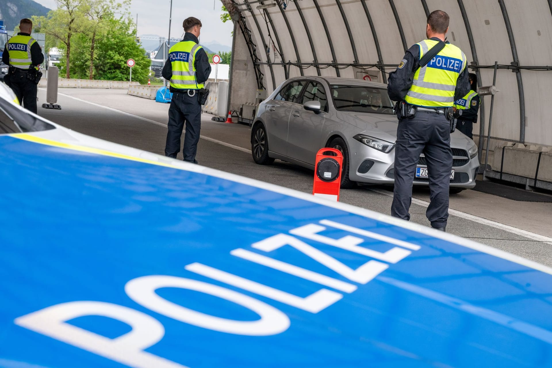 Bundespolizei kontrolliert Grenzübergang Kiefersfelden