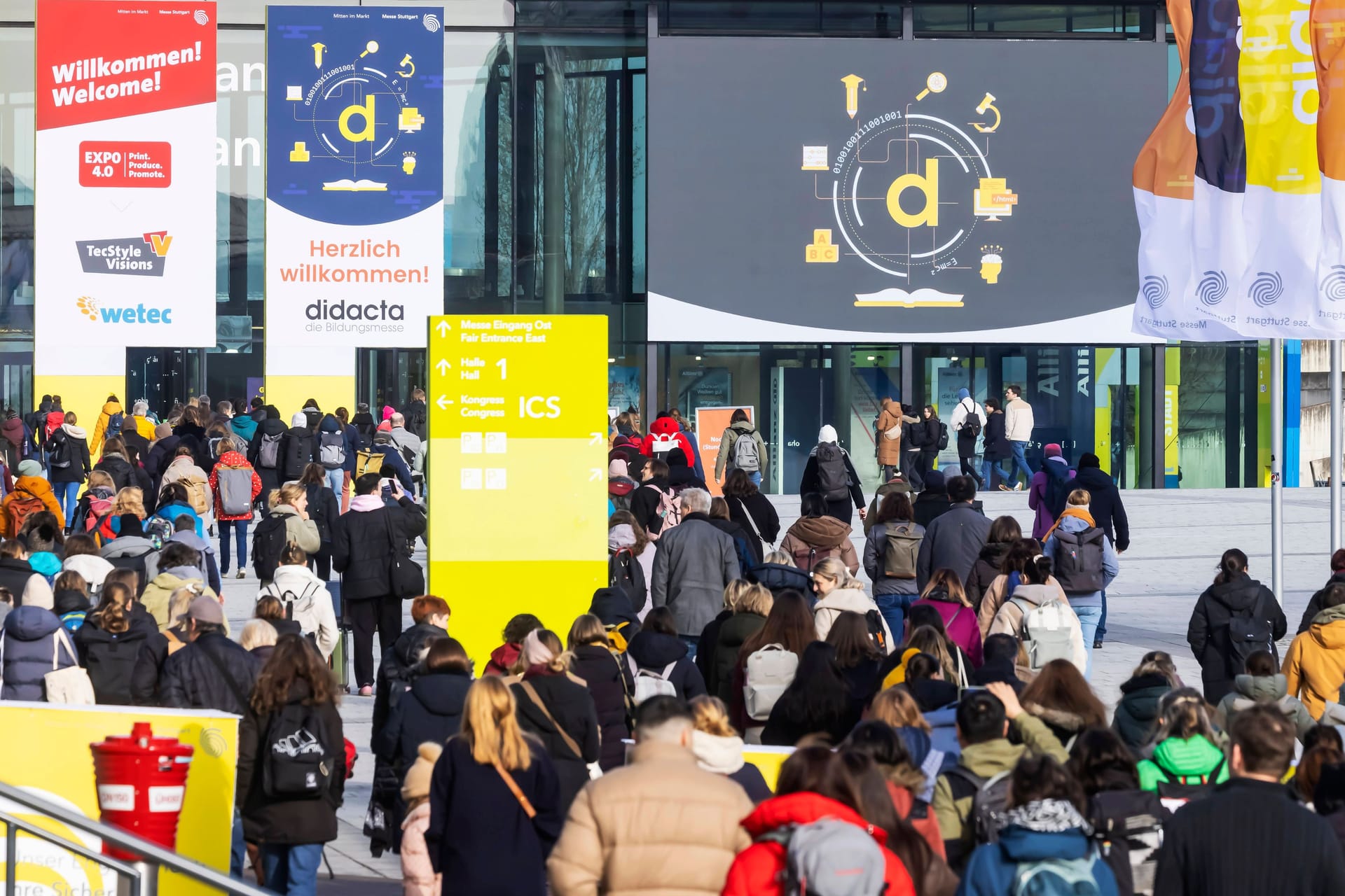 Die Didacta 2025: In Stuttgart kamen rund 60.000 Besucher zu Europas größter Bildungsmesse – 2027 findet sie in Hannover statt.