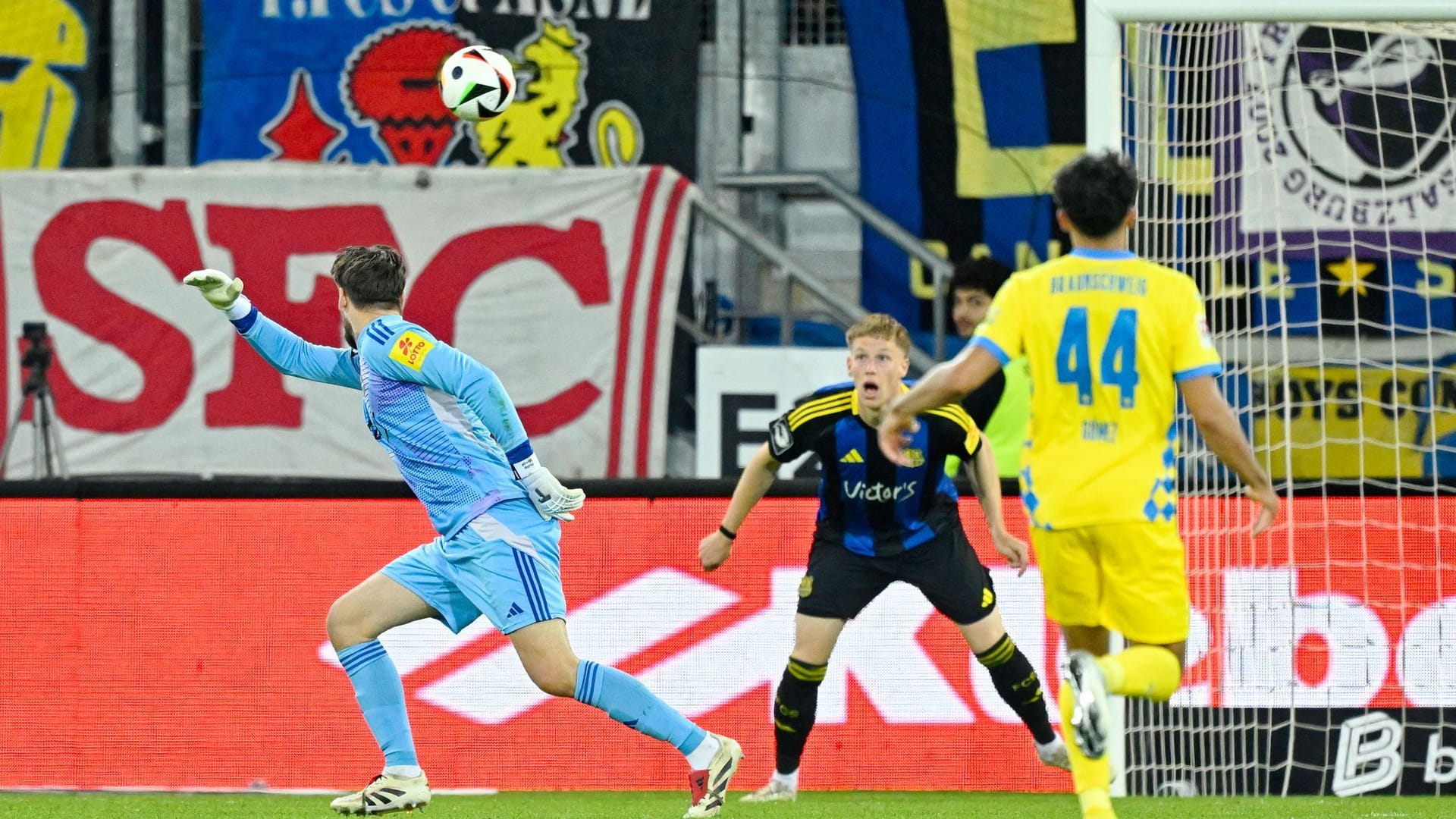 1. FC Saarbrücken - Eintracht Braunschweig