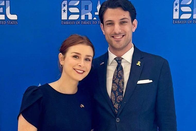 Auf X geteiltes Bild der beiden Opfer: Sarah Lynn Milgrim und Yaron Lischinsky sollen kurz vor ihrer Verlobung gestanden haben.