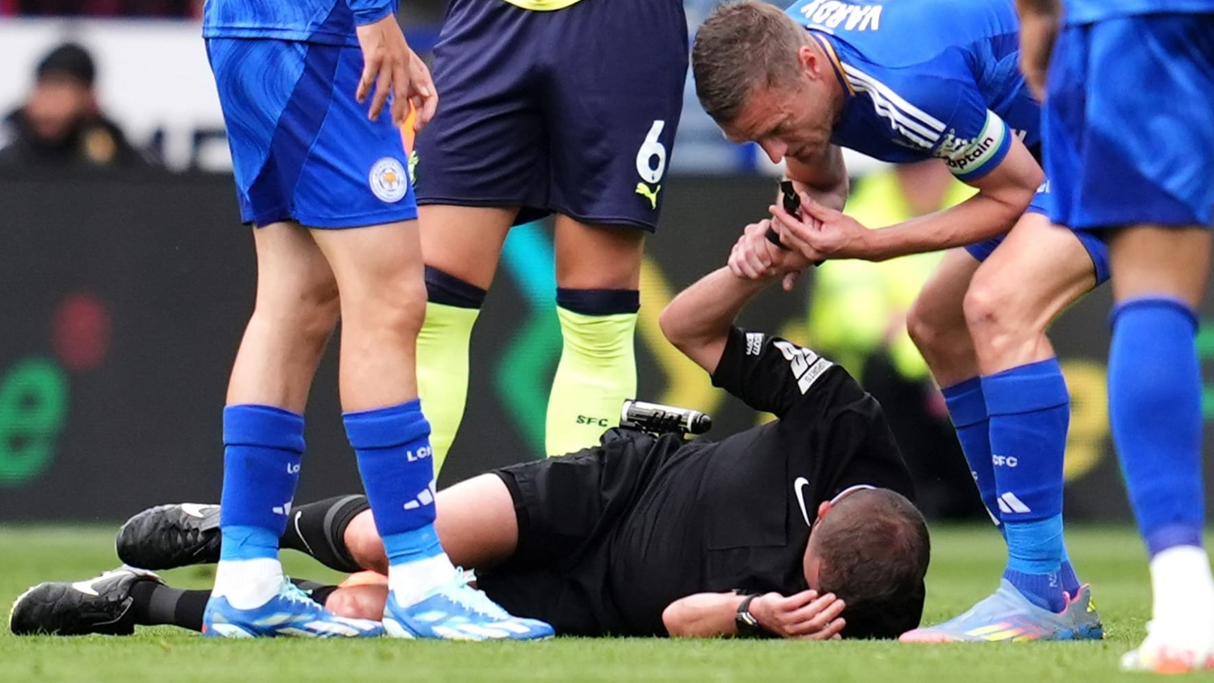Jamie Vardy (r.): Er spielt seit 2012 für Leicester.