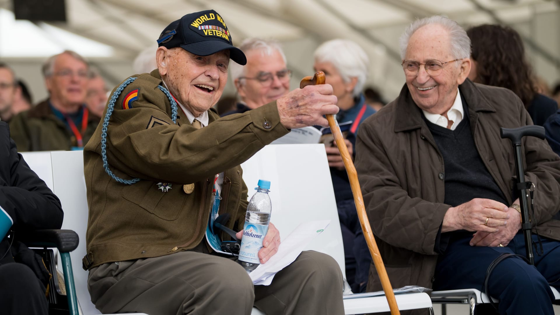Befreier und Befreiter: Bud Gahs, Veteran der US-Truppen (l.) gemeinsam mit Abba Naor.