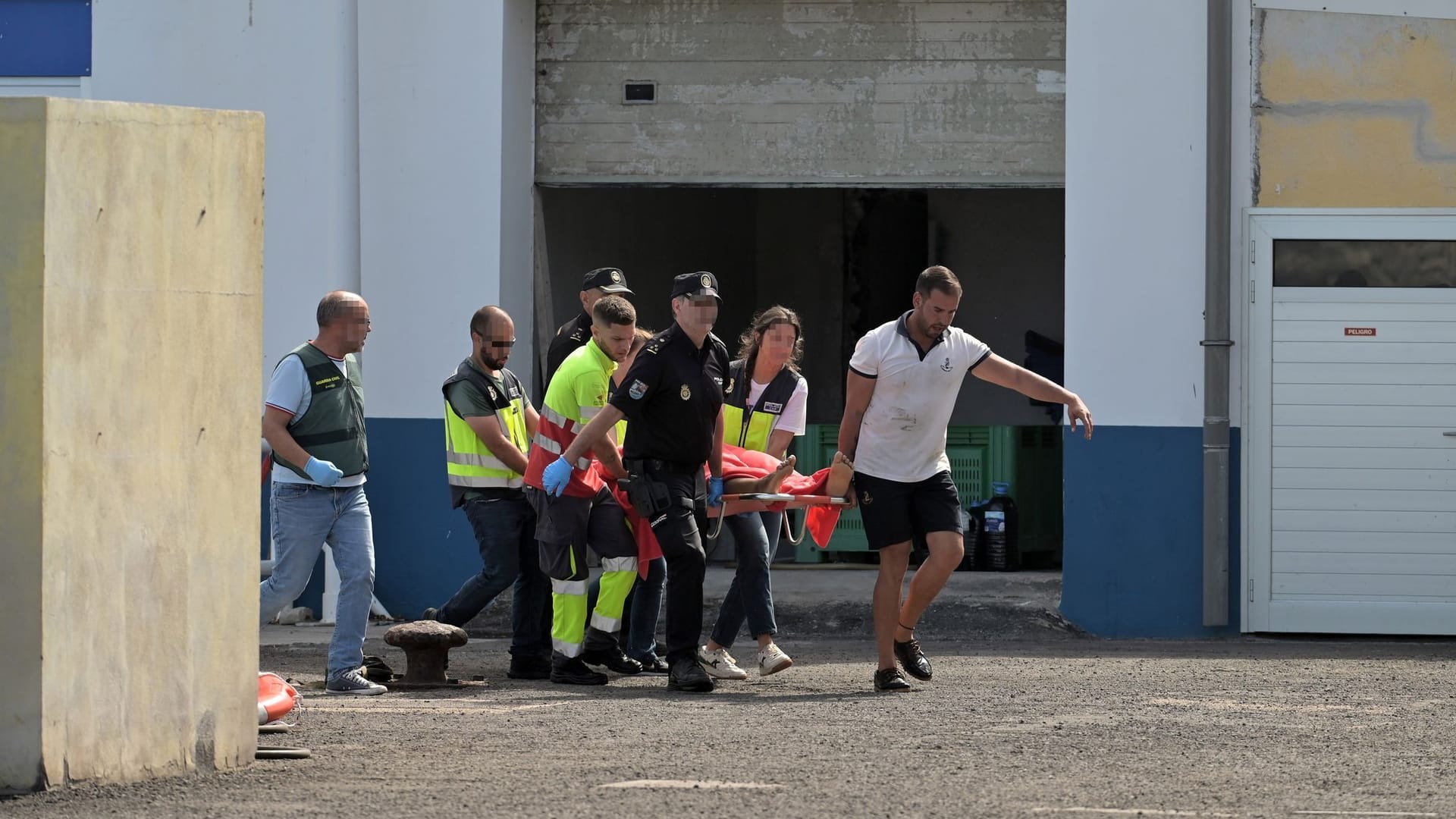Bootsunglück vor Kanaren-Insel El Hierro - Tote und Verletzte
