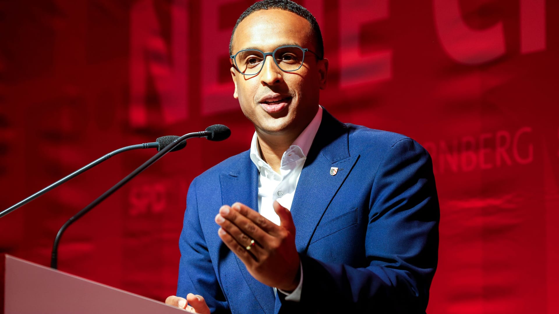 Nasser Ahmed im Karl-Bröger-Zentrum: Am Mittwoch bestätigten die Delegierten das Mitgliedervotum.
