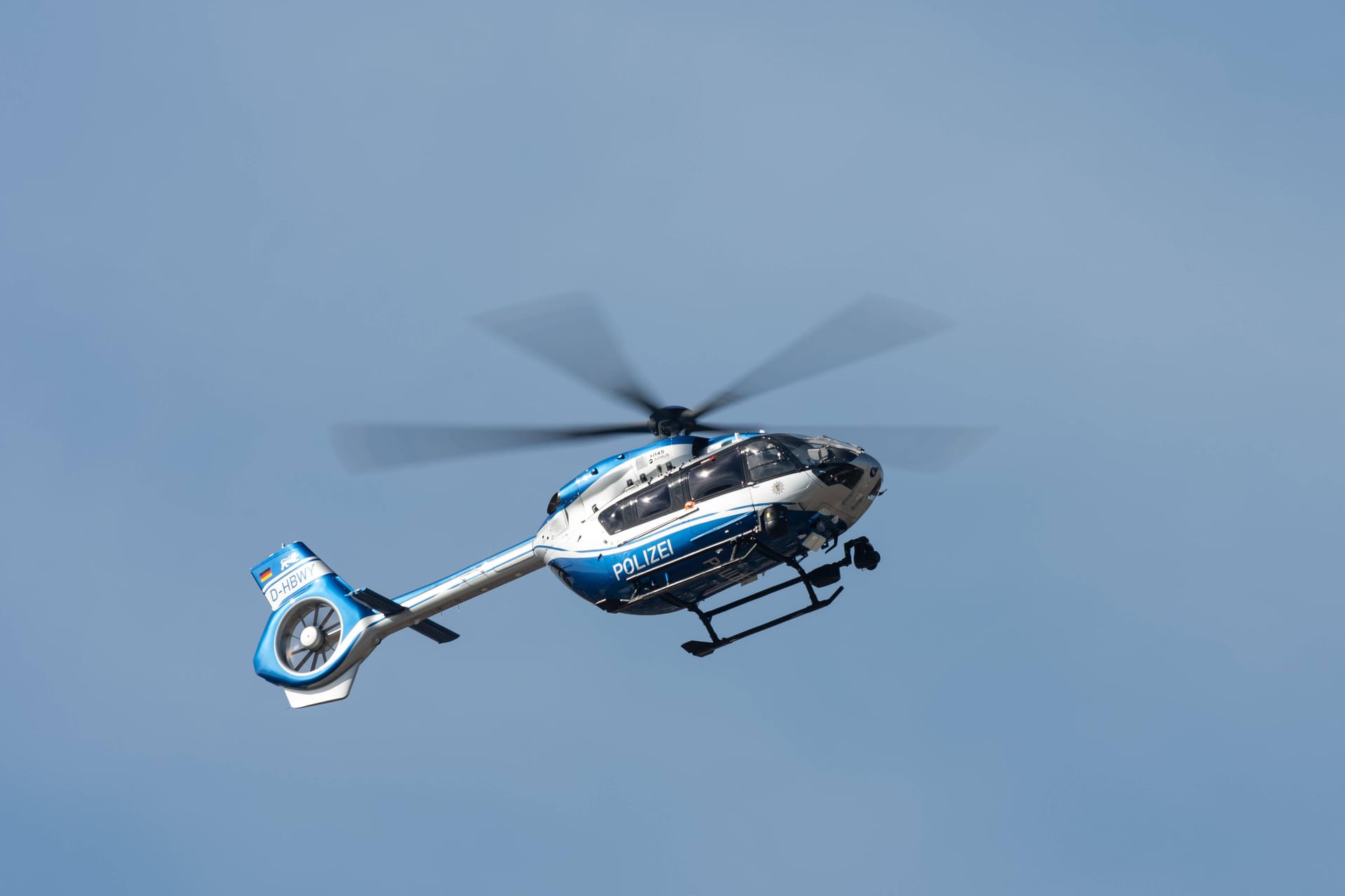 In Ehingen (Alb-Donau-Kreis) sucht die Polizei nach einem acht Jahre alten Mädchen. (Symbolbild)