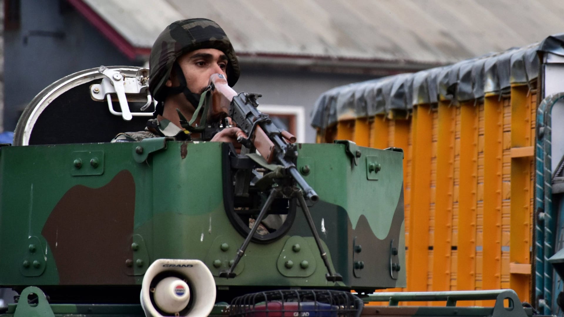 Ein indischer Soldat in Kaschmir: Kommt es zum Krieg zwischen Pakistan und Indien?
