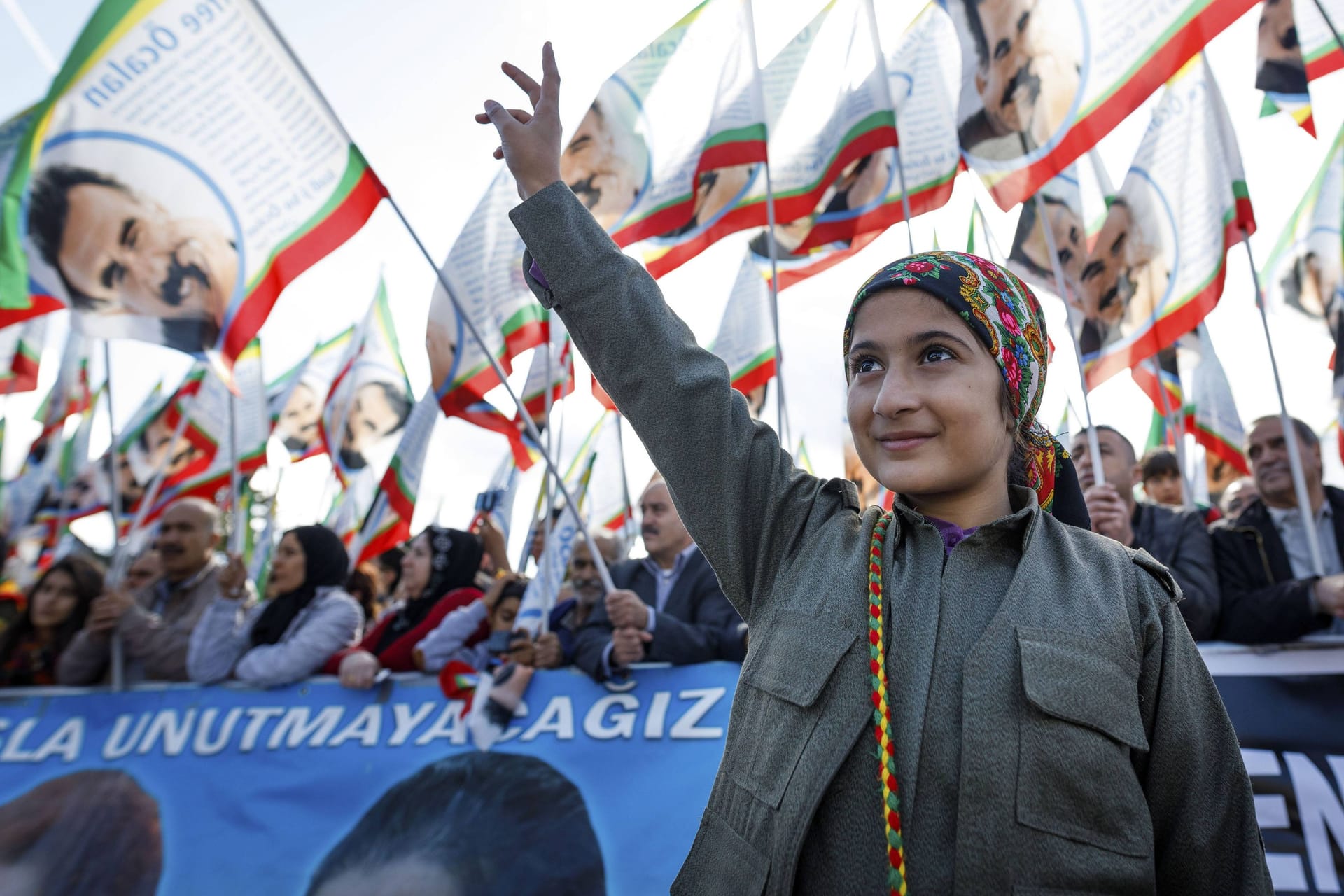 Pro-kurdische Demo in Köln (Archivbild): Insgesamt forderte der Konflikt zwischen der PKK und der Türkei 40.000 Todesopfer. Pro-kurdische Demo in Köln (Archivbild): Insgesamt forderte der Konflikt zwischen der PKK und der Türkei 40.000 Todesopfer.