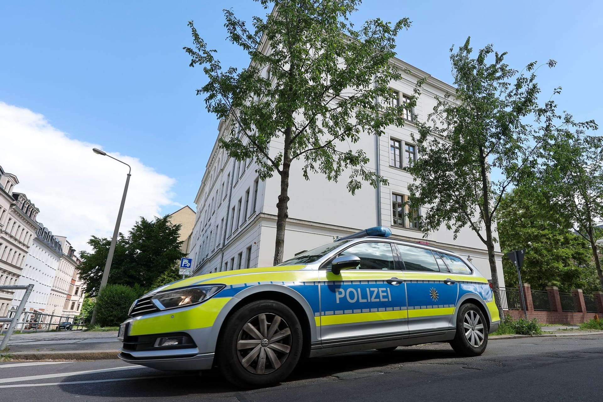 Drei Leipziger Schulen nach Bombendrohung evakuiert