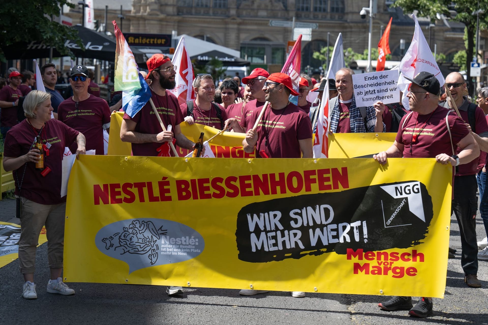Protestaktion von Nestlé-Mitarbeitern