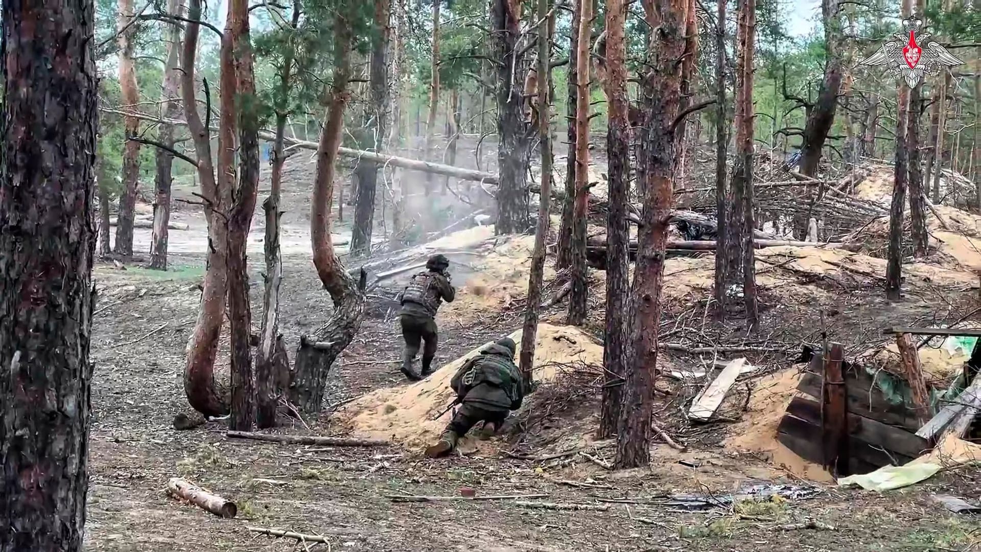 Ukraine-Krieg - Gefechtstraining russischer Soldaten
