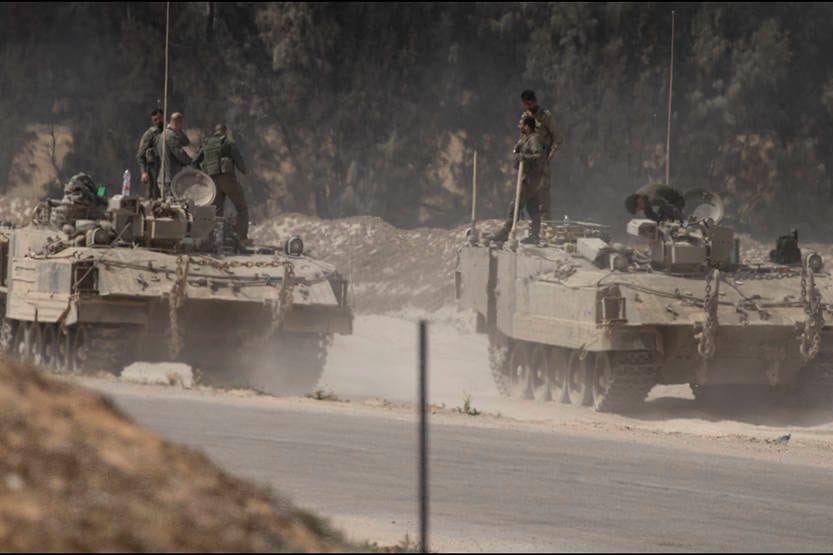 Israelische Soldaten im Gazastreifen. Offenbar gibt es den Vorschlag, dass die USA das Gebiet übergangsweise verwalten sollen (Archivbild)