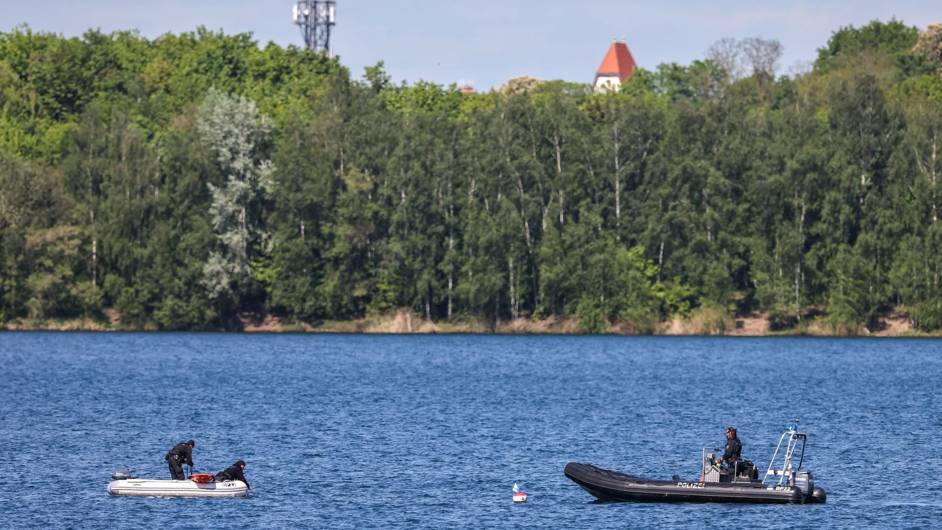Polizei findet Leiche in See bei Leipzig